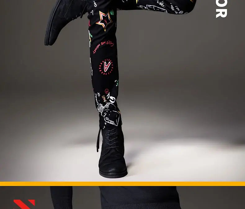 Luxuriöse Jeanshose für Herren, Hip-Hop-Jeans mit Graffiti-Print, Designer-Jeans in Slim Fit, trendige schwarze Jeans, Stretch-Cowboy-Baumwollhose für Männer