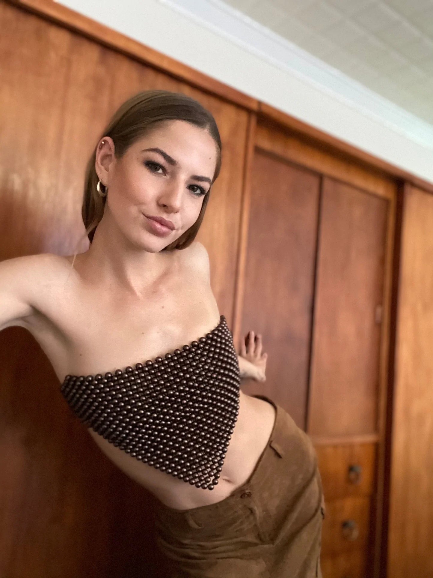 Sexy Women Pearl Crop Top Fishnet Hollow Out Camisole Beach Holiday Cover-ups Chic Women Sleeveless  Summer Matching Vest Korean