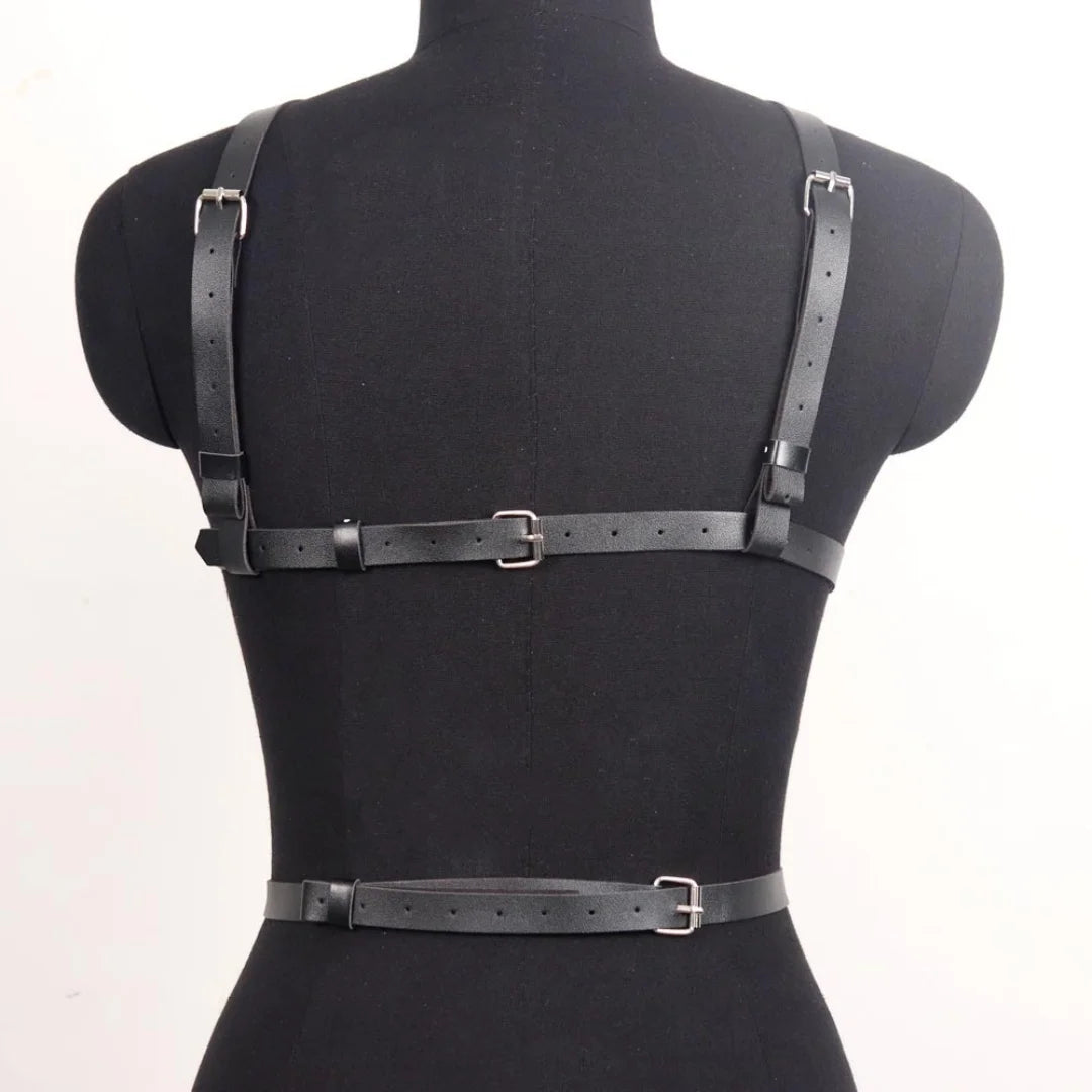 UYEE Women Goth Harness Pu Leather Studded Decor Harness Adjustable Harness Belt Gothic Harness Lingerie  Belt