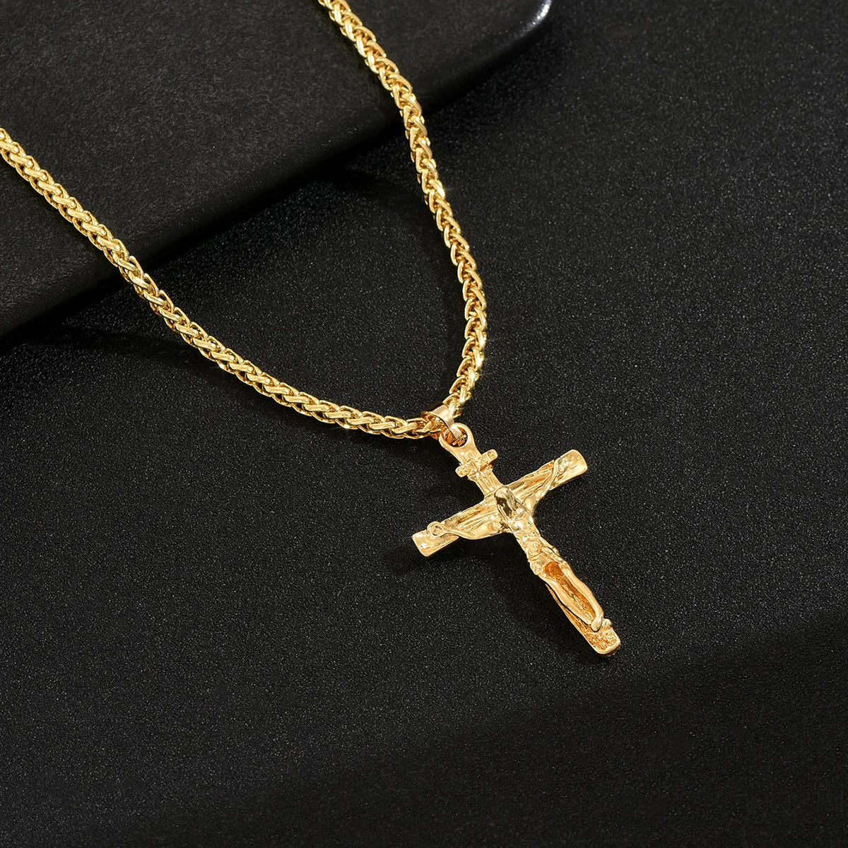 Minimalist  Crucifix Pendant Necklace Religious Cross Gold Color Twisted Chain Nacklace For Women & Men Daily Wear Jewelry