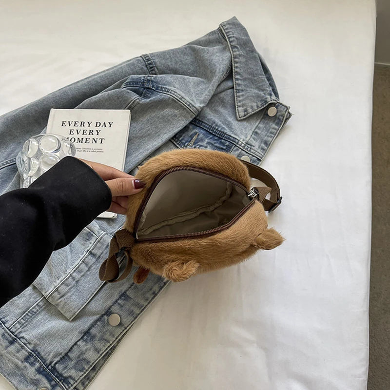 New Cartoon Capybara Women's Crossbody Coin Wallet Fashion Large Capacity Shoulder Bag Cute Zipper Plush Phone Bag