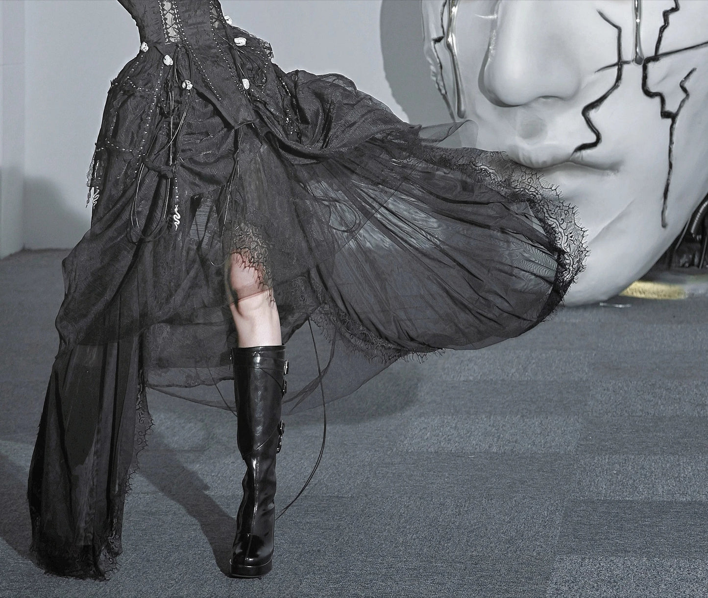 Original Punk Dark Girls Handmade Goth Skull Black Strap Drawstring Corset Bird Cage Lace Tassel Tube Top Long Trailing Skirt