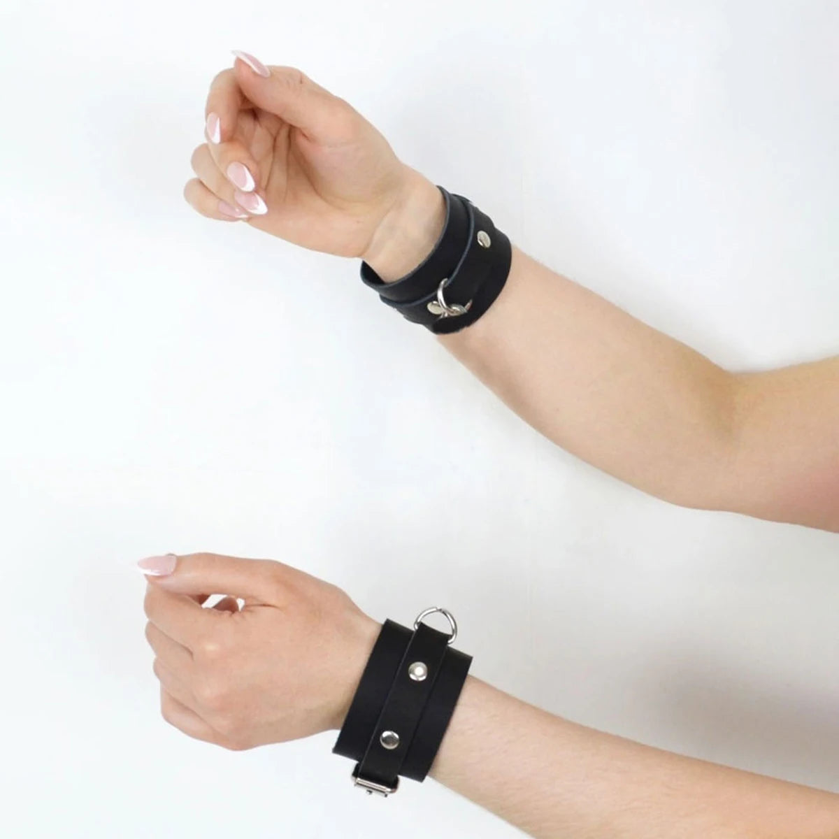 2pcs Unisex Leather Bracelet BDSM Bondage Leather Handcuffs Buckle Adjustable Vintage Punk Fetish Clothing Restraints Kink Toy