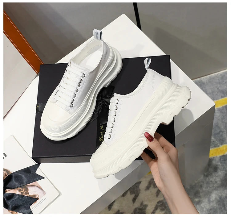 2024 Frühjahr Neue Damenschuhe Schnürschuhe Sport- und Freizeitschuhe für Herren Dicke Sohle Wasserdichte Plattform Weiche Erhöhte Leinwand Flache