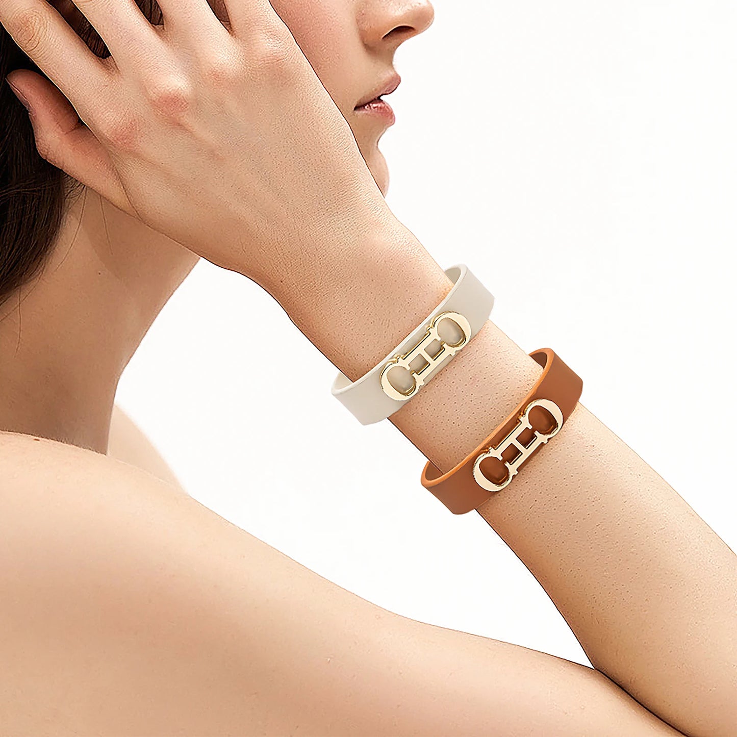 Fashion New Women's Bracelet Simple Solid Color Letter Metal Design Women's Bracelet