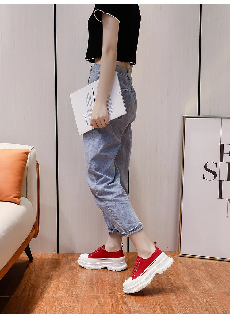 2024 Frühjahr Neue Damenschuhe Schnürschuhe Sport- und Freizeitschuhe für Herren Dicke Sohle Wasserdichte Plattform Weiche Erhöhte Leinwand Flache