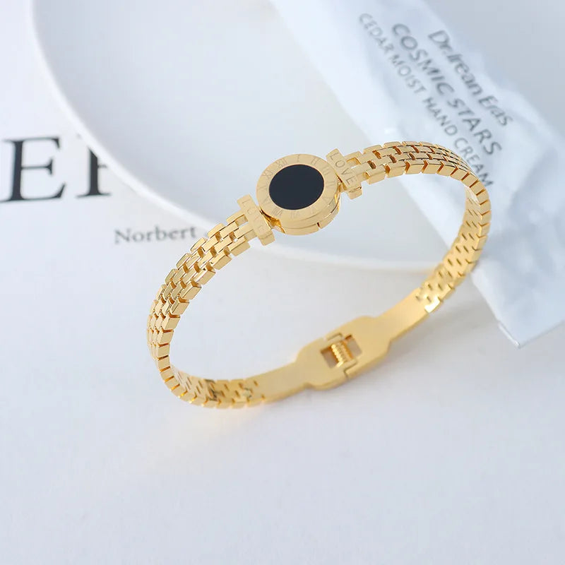 Woman Bijoux 18K Gold Plated Surgical Steel Back To Rome Love Letter Bracelet Roman Numeral Bangle