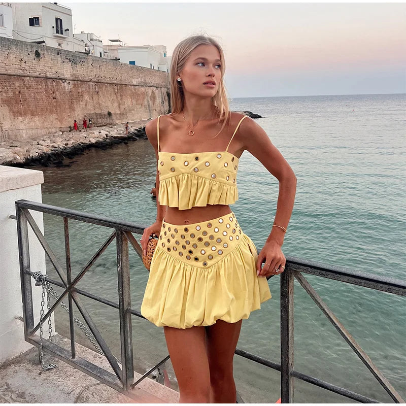 VEITCHE Women Metal Hollow Pleated Suspender Skirt Suit Sexy Sleeveless Vest High Waist Mini Skirt Lady Vacation Dress Set