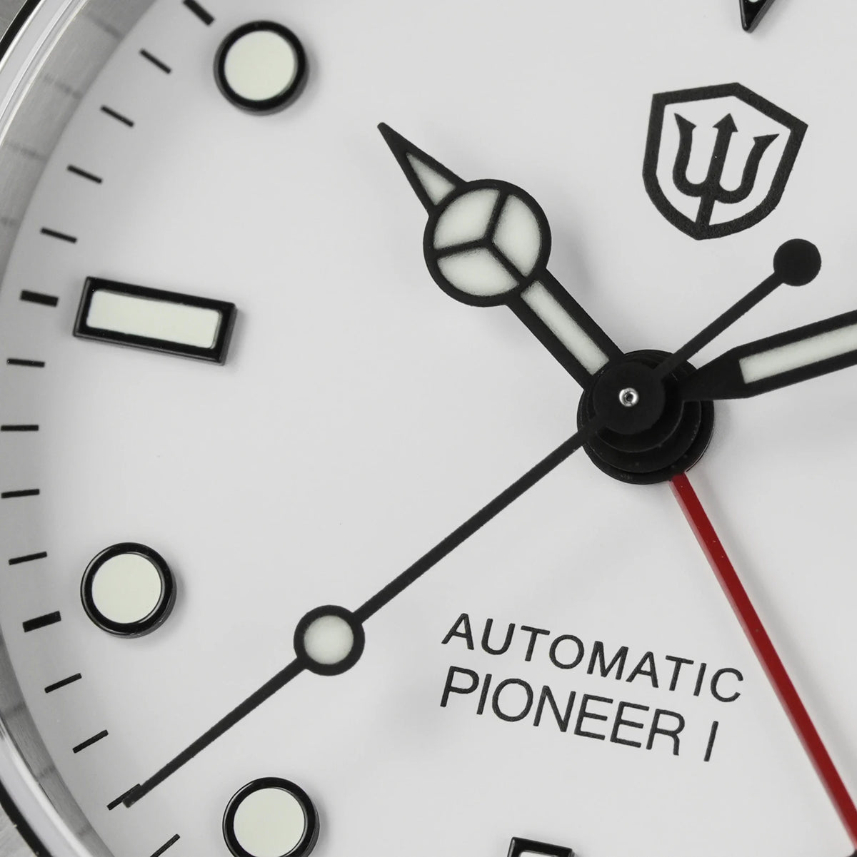Watchdives WD16570 V2 Pioneer Watch NH34 Automatic Movement Sapphire Crystal 20Bar Waterproof Luminous 37mm GMT Watches