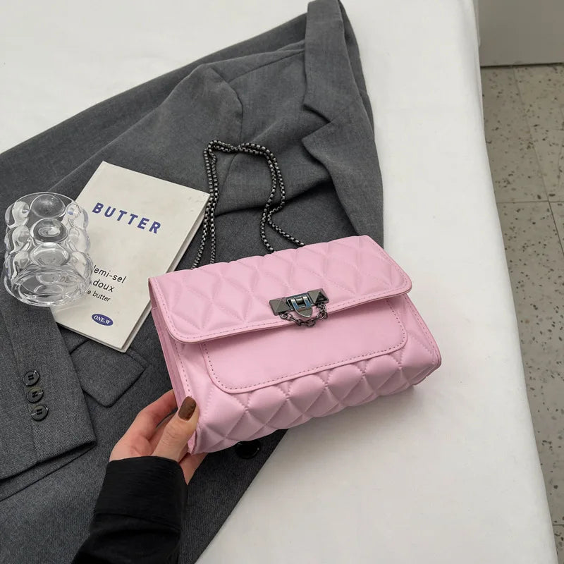 1 simple and stylish diamond grid crossbody bag, metal chain shoulder bag, suitable for women's daily leisure use-ll