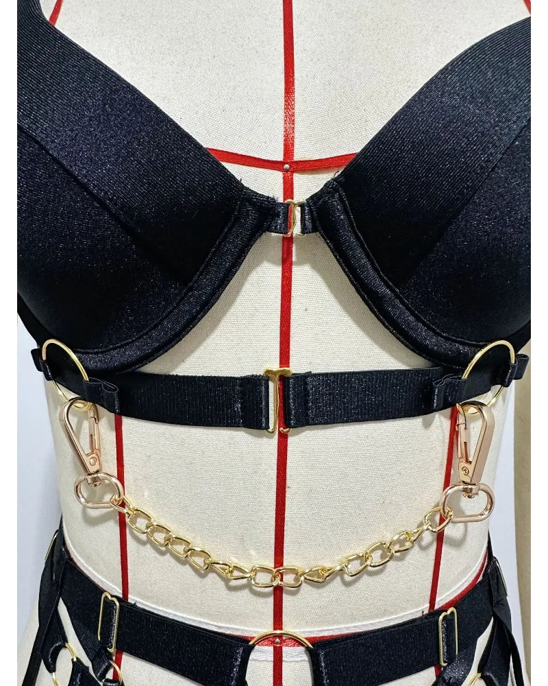 Toucheart Sexy Lingerie Suit for Women Sexy Fashionable Metal Chain Complex Craftsmanship Front Button Sex Hollow Out Underwear