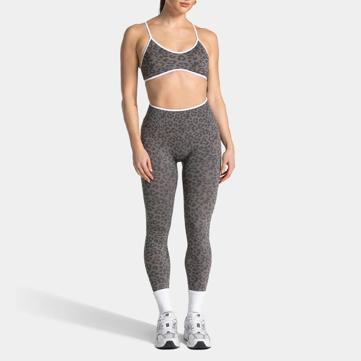 Women's Seamless Yoga Set Leopard Print Color Block Bra Top & Long Pants Workout Suit