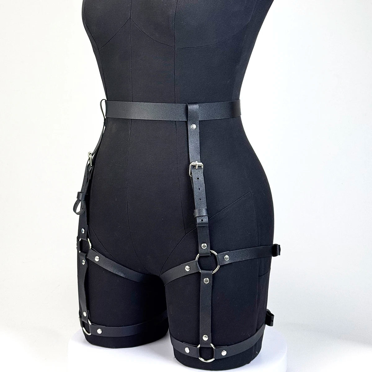 Fashionable Women's Pu Leather Leg Harness Body Harness Breast Punk Gothic Leg Garter Belts Gothic Waist Belt Clothing Accessor