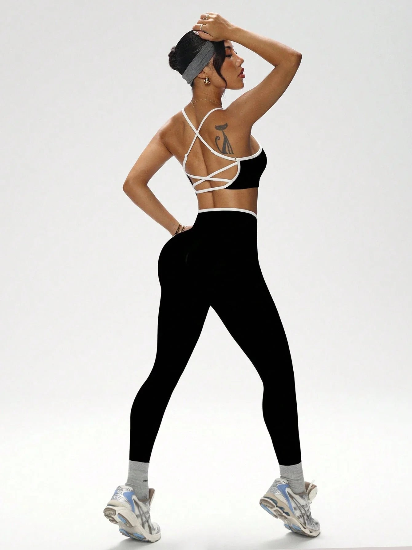 Yoga Set Breathable Fitness Suit Pilates Running Women's Tracksuit Athletic Wear Clothes Sports Cross Backless Bra Leggings Suit