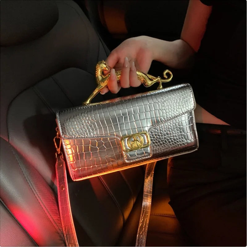 Women Luxury Brand Design Leather Bag New Ladies Metal Buckle Simple Fashion Shoulder Bag Party Oblique Bag