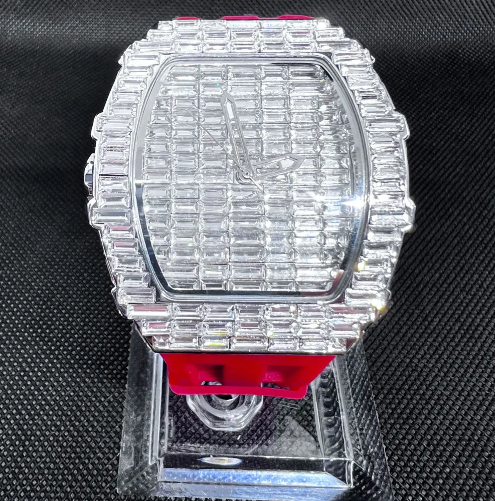Luxusmarke Herrenuhr Mode Einzigartige Tonneau Uhren Diamant Blingbling Zifferblatt Wasserdicht Gummiband Armbanduhr Heißer Verkauf Geschenk