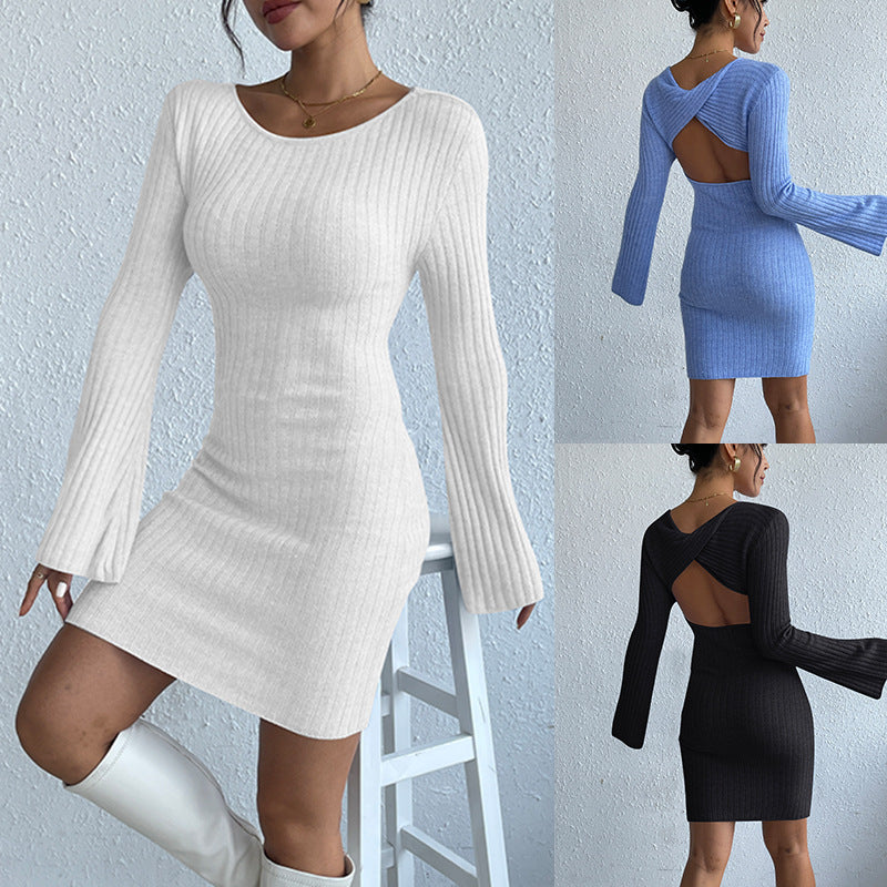 Frauen rückenfreies einfarbiges langes Pulloverkleid mit Glockenärmeln