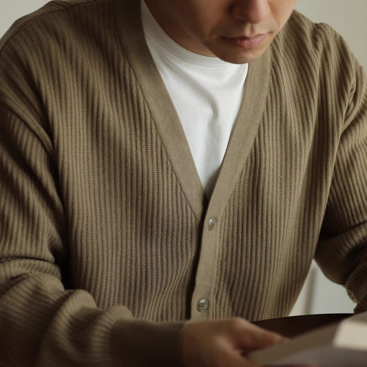 Strickjacke in reiner Farbe, warmhaltender Pullovermantel