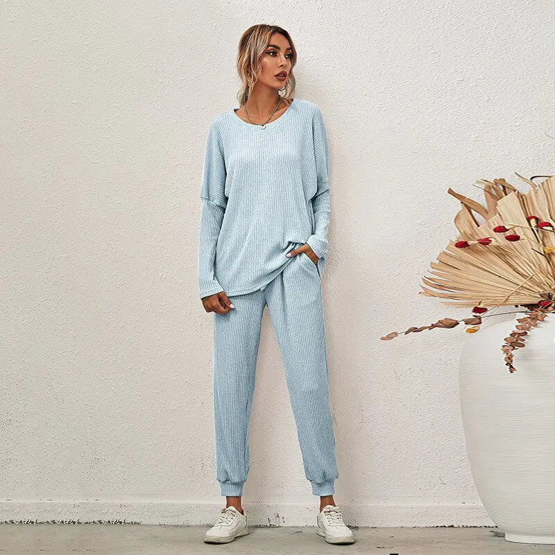 Modisches, legeres, einfarbiges Nachtwäsche-Set