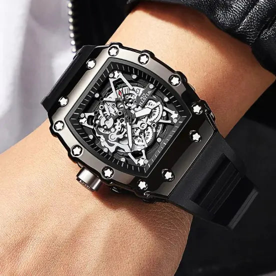Leuchtende Herrenuhr