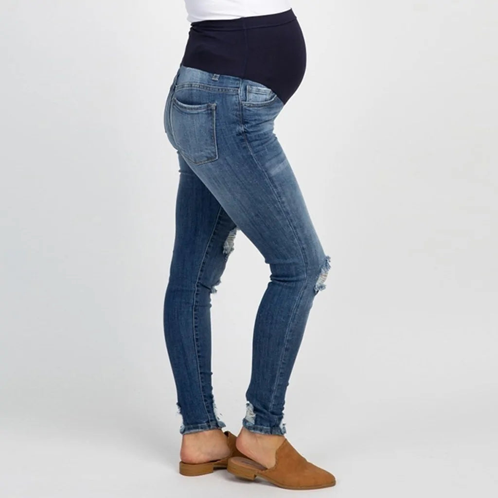 Zerrissene Umstandsjeans